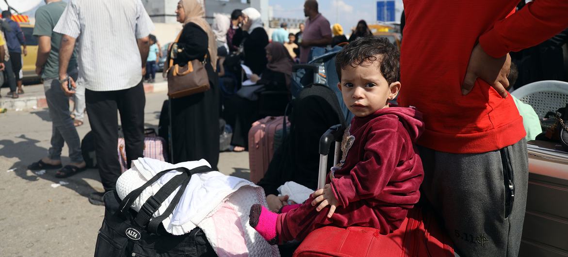  At Rafah crossing, Türk says both Israel and Hamas have committed war crimes
